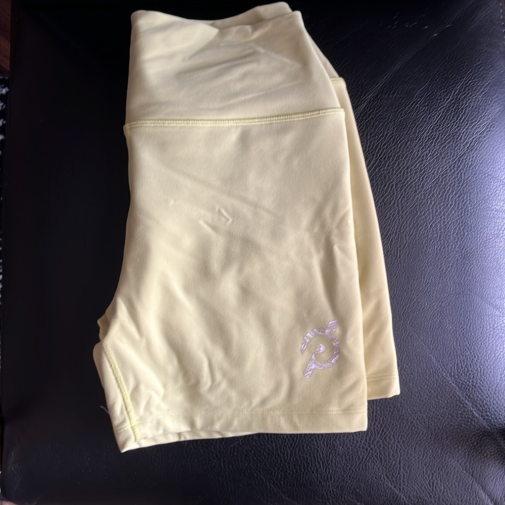 PELOTON biker shorts - M
